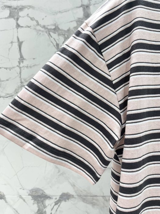 Футболка женская фото 3