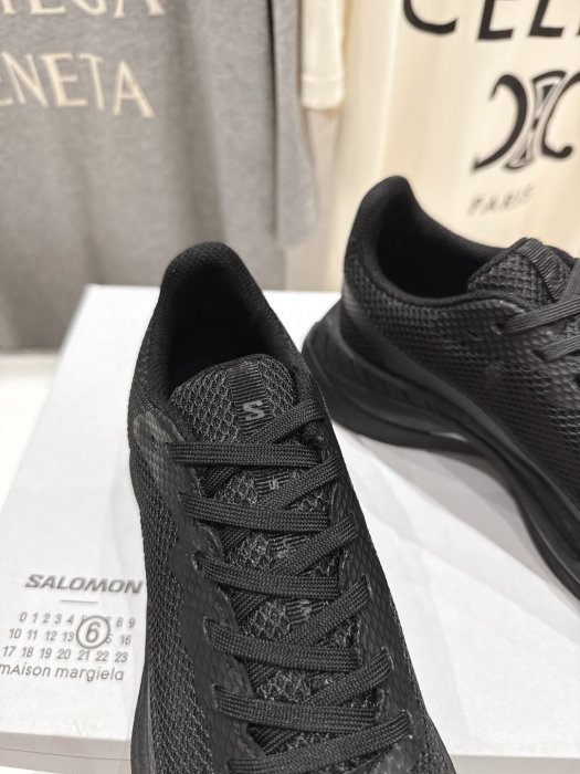 Кросівки фото 7