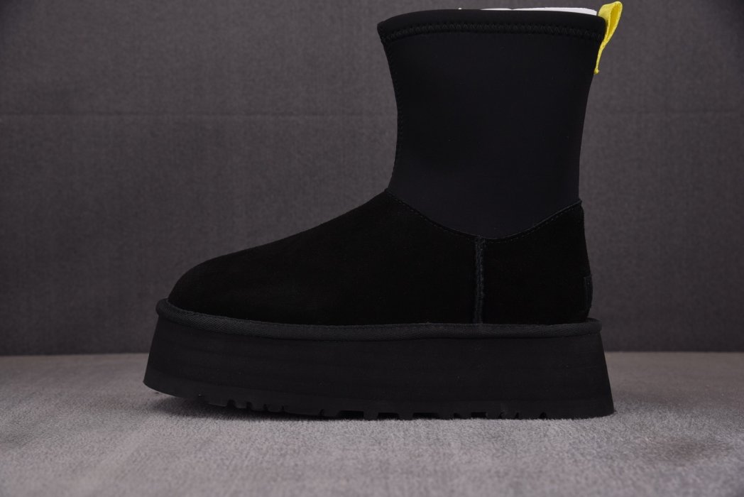 Угги Classic Dipper Boot Black