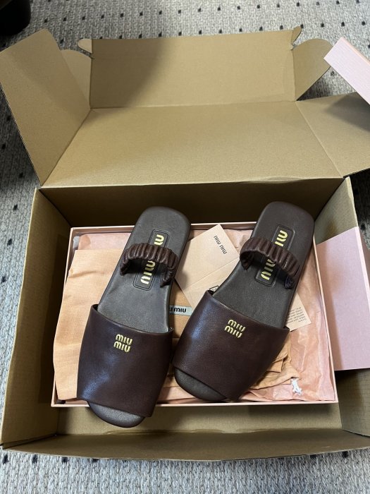 Босоножки фото 3