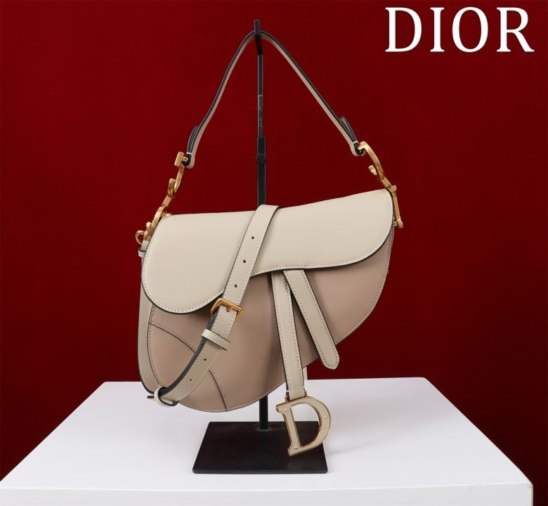 Сумка кожаная Dior Saddle 25 см
