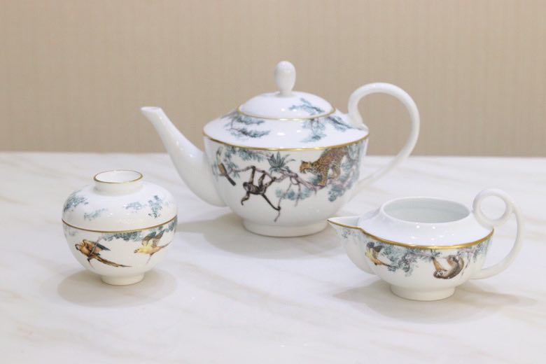 Tea service of bone porcelain, series Dior Lily of the Valley фото 5