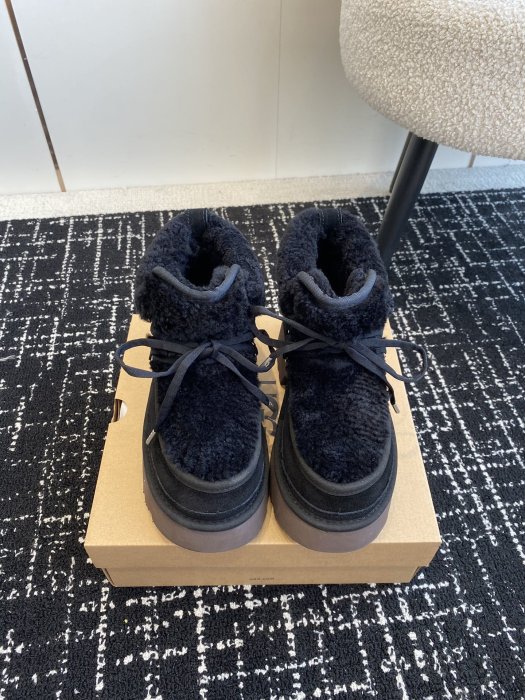 Ugg boots women's