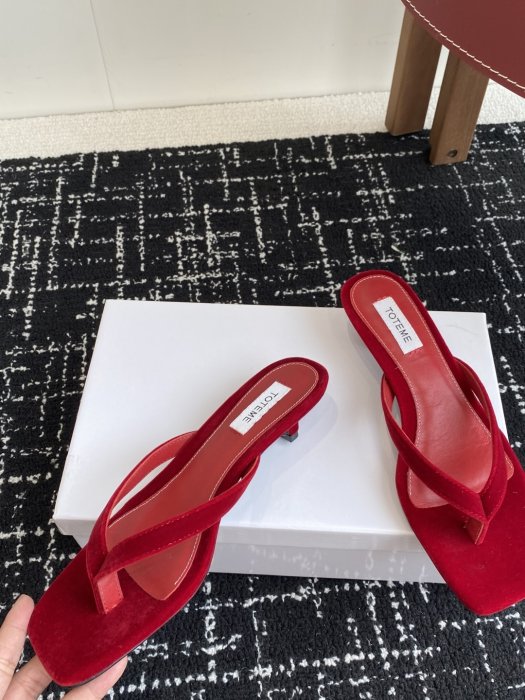 Босоножки фото 6