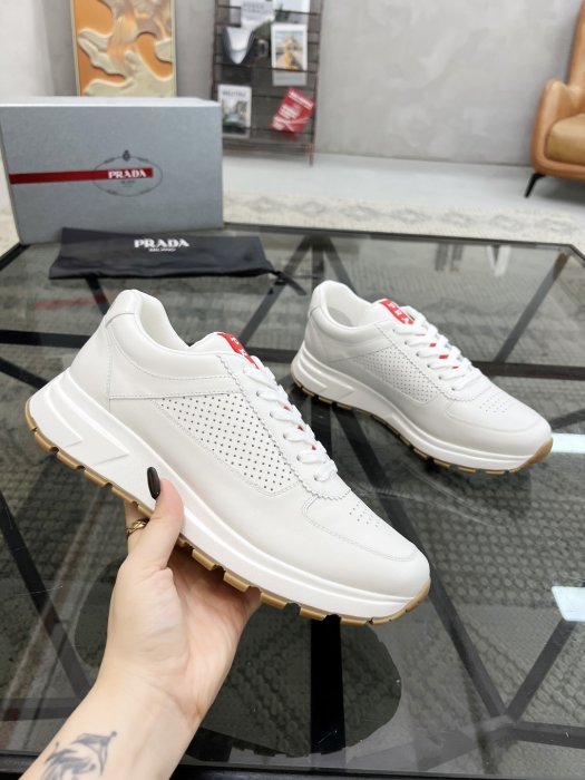 Кросівки чоловічі фото 5