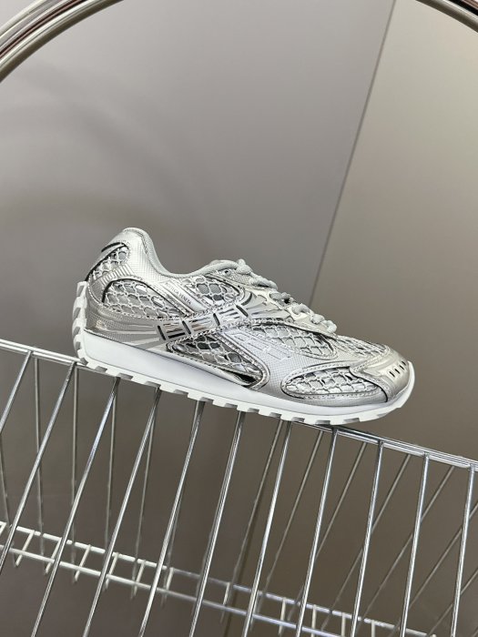 Кроссовки фото 5