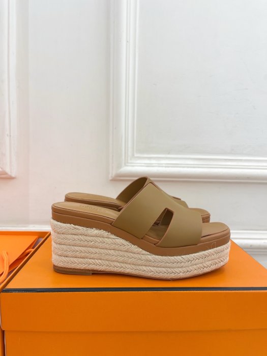 Босоножки фото 2