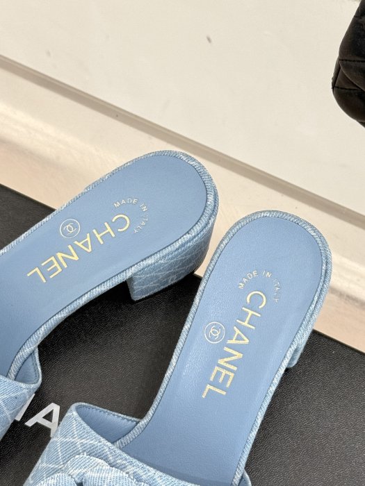 Босоножки фото 8