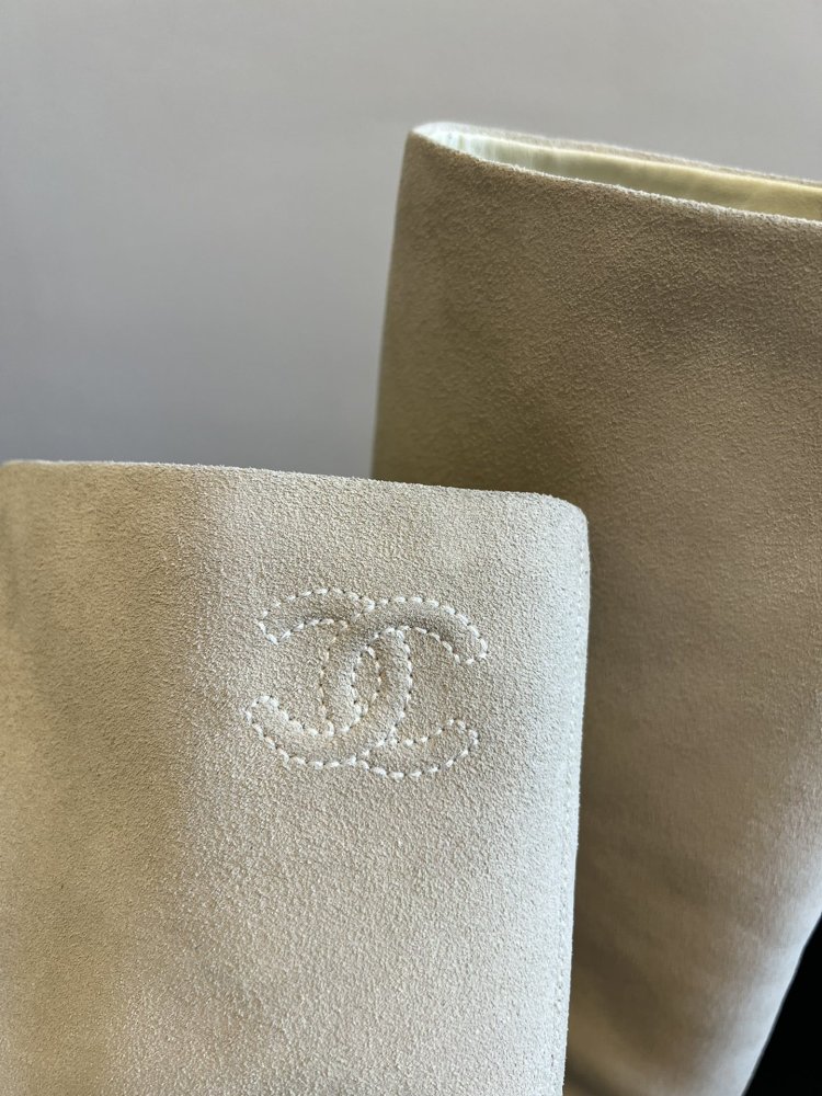 Boots women's фото 9