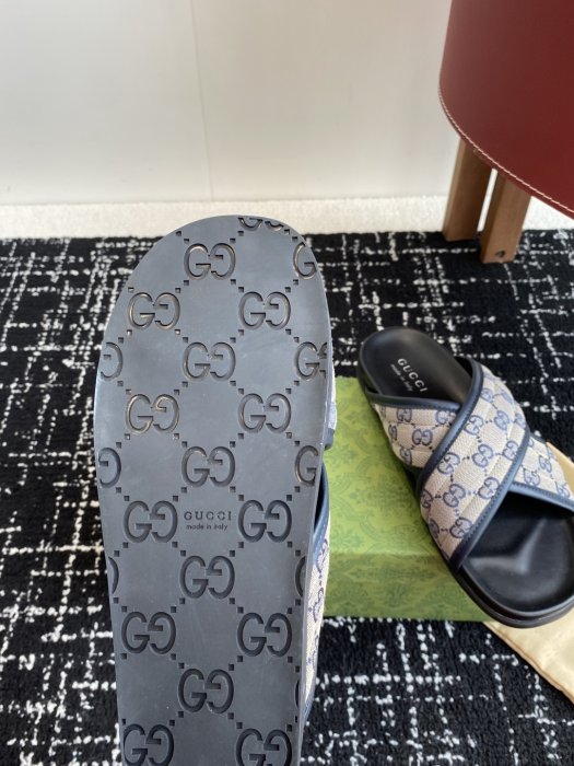 Шлепанцы фото 9