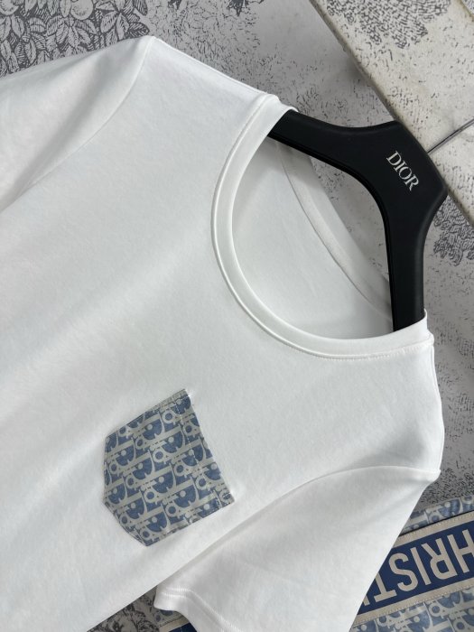 Костюм женский фото 2