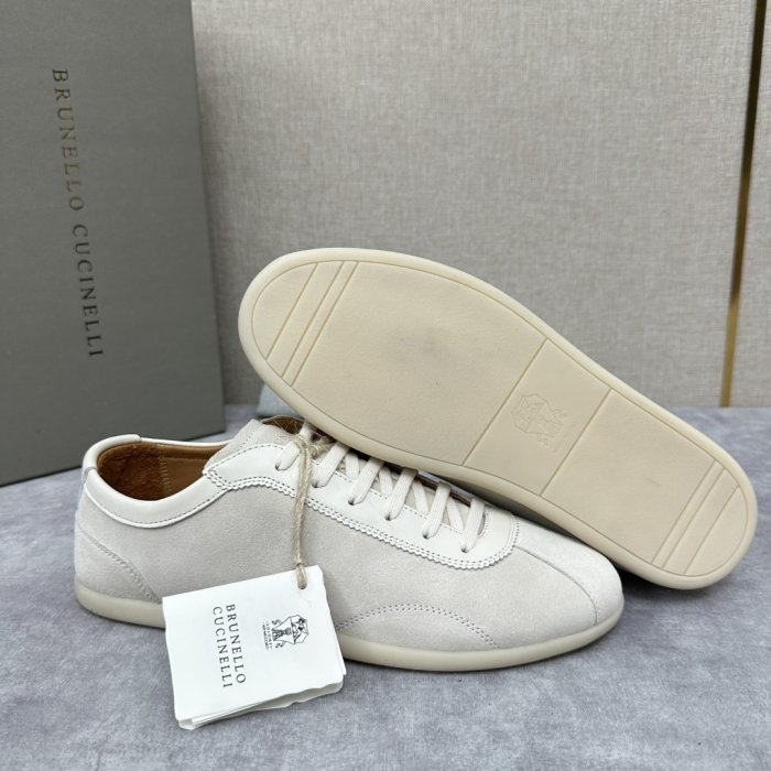 Кросівки чоловічі фото 8