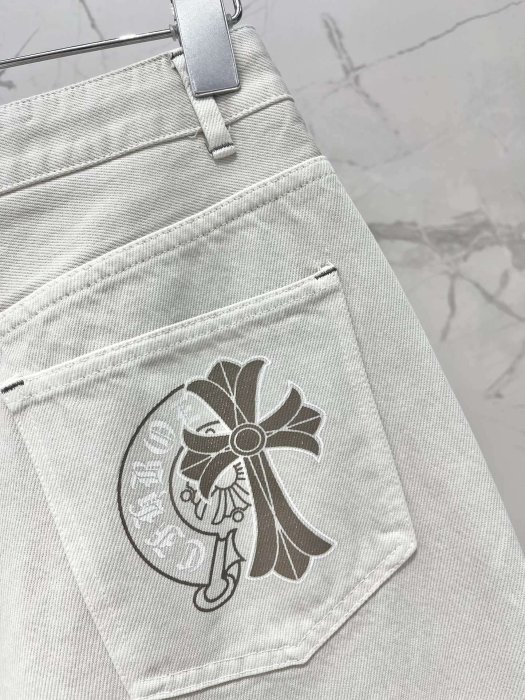 Джинси жіночі фото 8