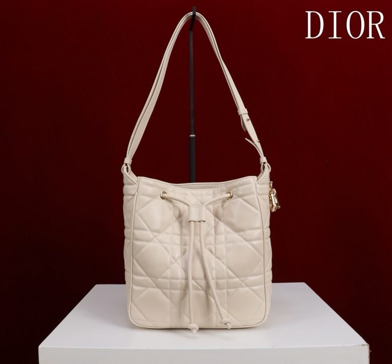 Сумка кожаная D-Motion Middle 23 см