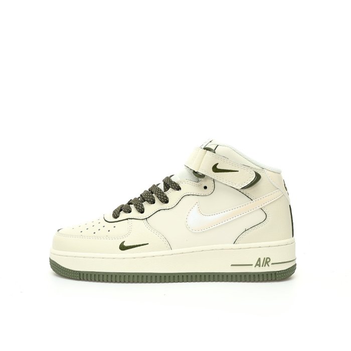 Sneakers Air Force 1 07 LV8 Mid