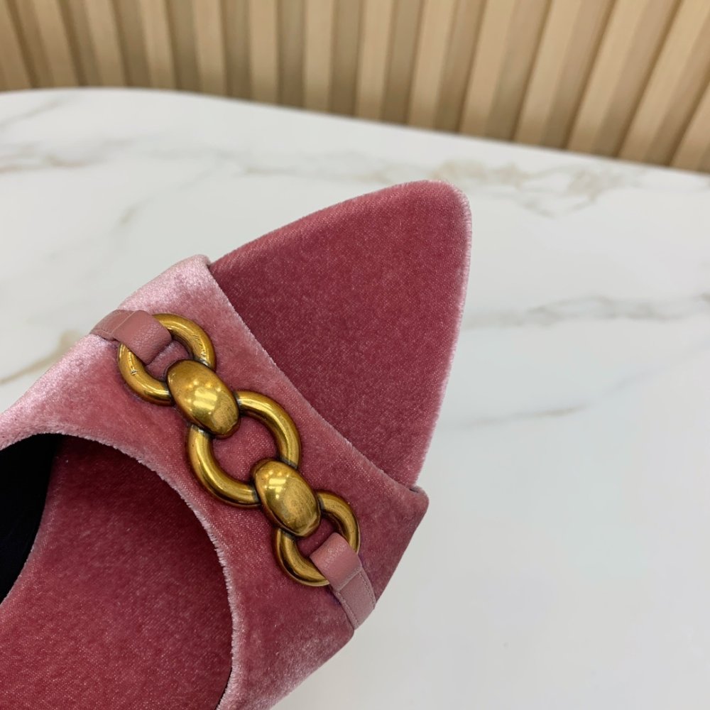 Босоножки фото 6