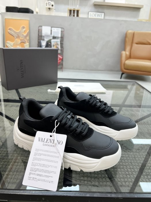 Кросівки чоловічі фото 2