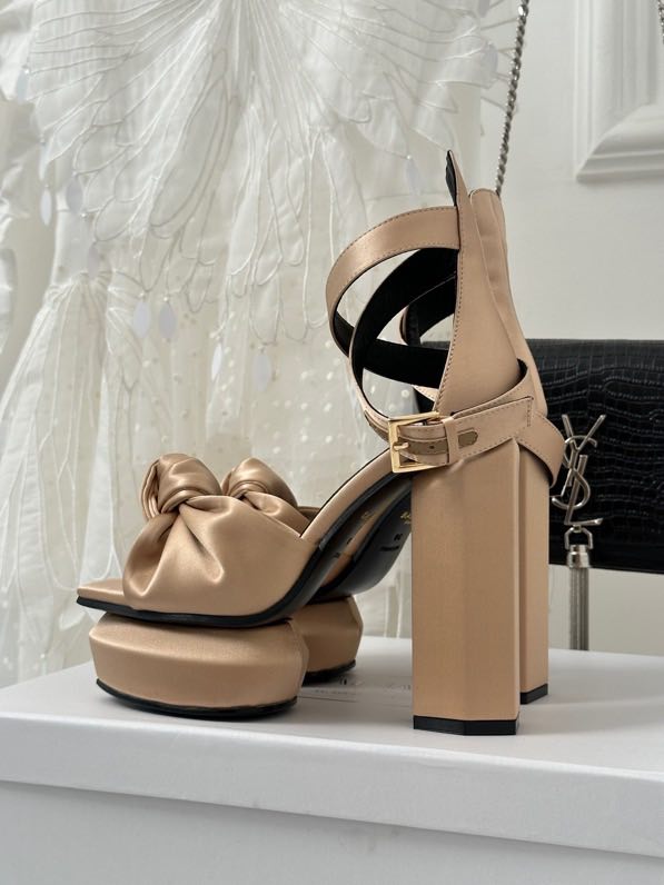 Sandals on platform and high heel фото 6