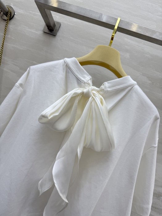 T-shirt women's фото 8