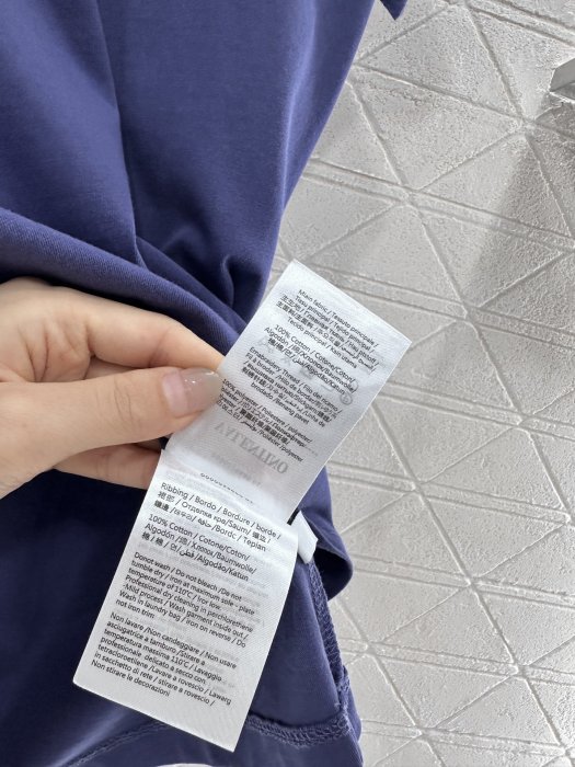 T-shirt women's фото 9