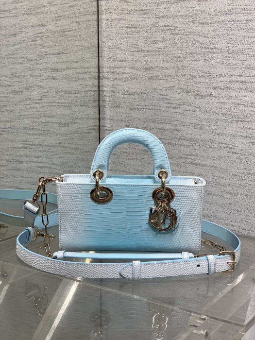 Сумка Lady Dior 22 см