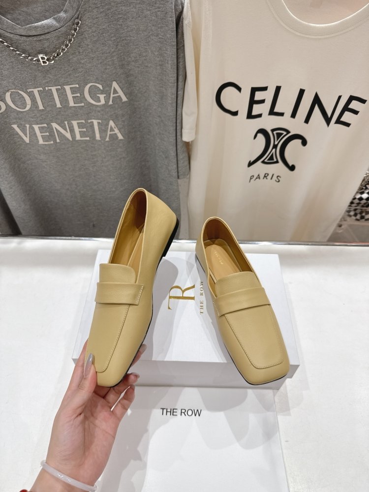 Туфли женские фото 3