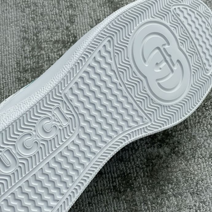 Кроссовки фото 9