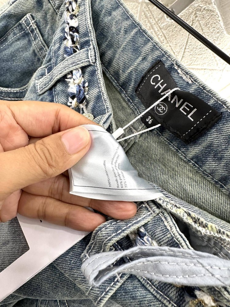 Джинсы женские фото 9