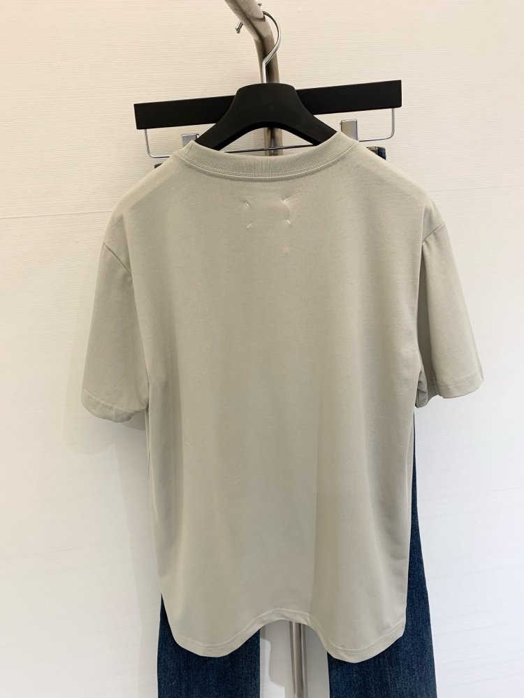 Футболка жіноча фото 7