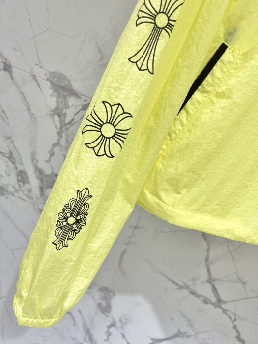 Куртка жіноча фото 4