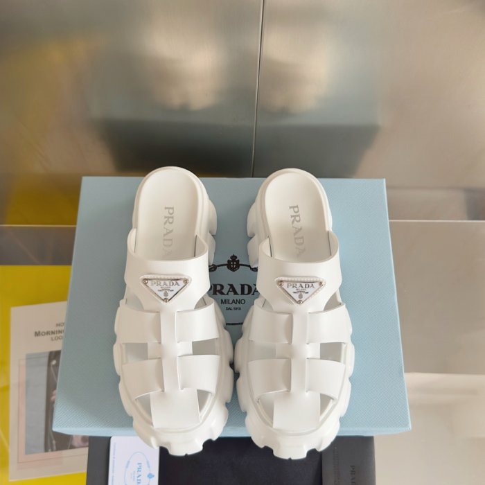 Босоножки фото 7