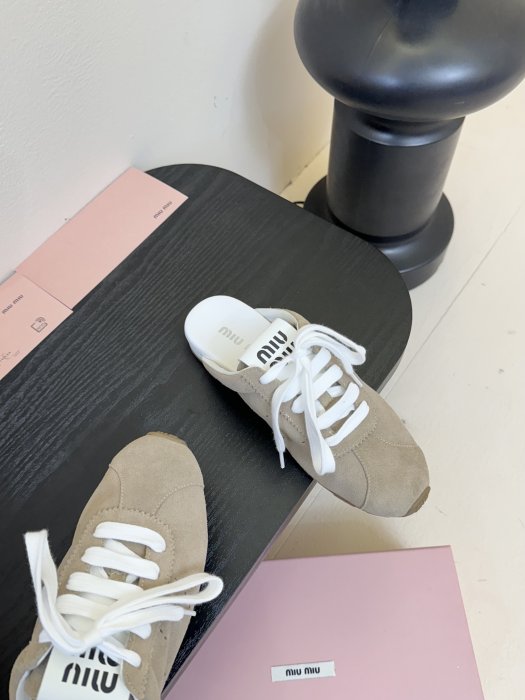 Кроссовки фото 5