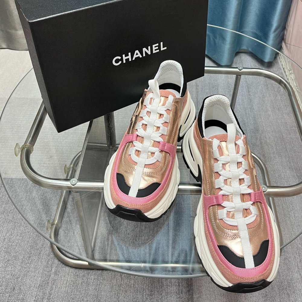 Кроссовки женские фото 5