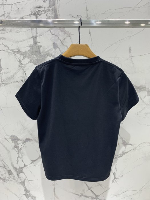 T-shirt women's фото 7