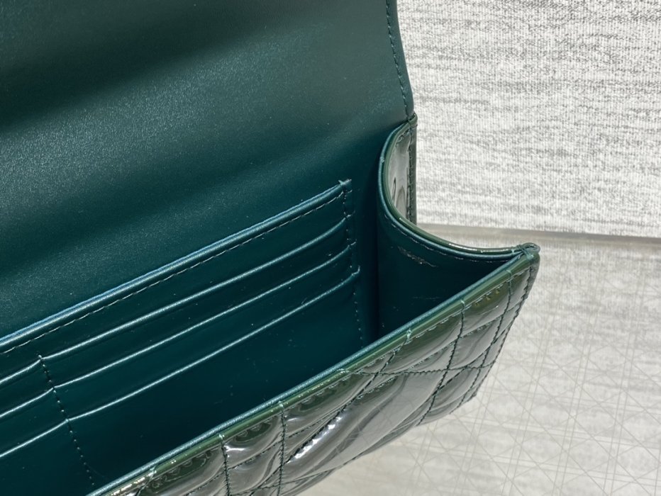 Сумка Miss Caro 24 см фото 8