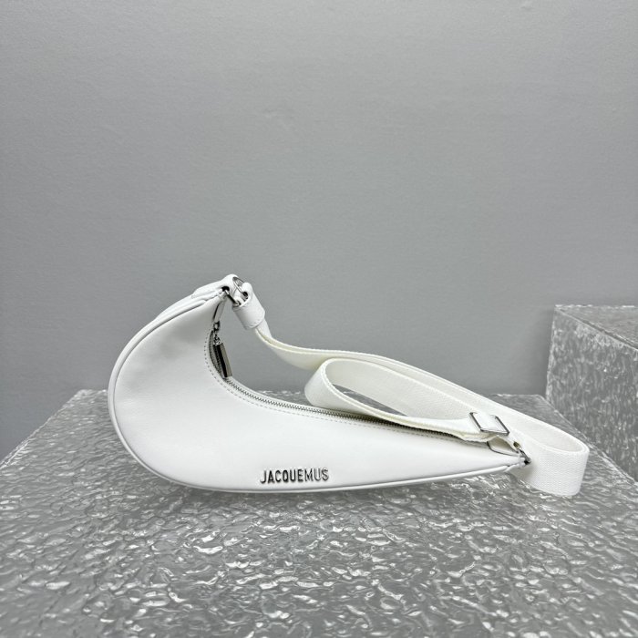 Сумка Nike x Jacquemus Smoosh Shoulder Bag 30 см фото 2