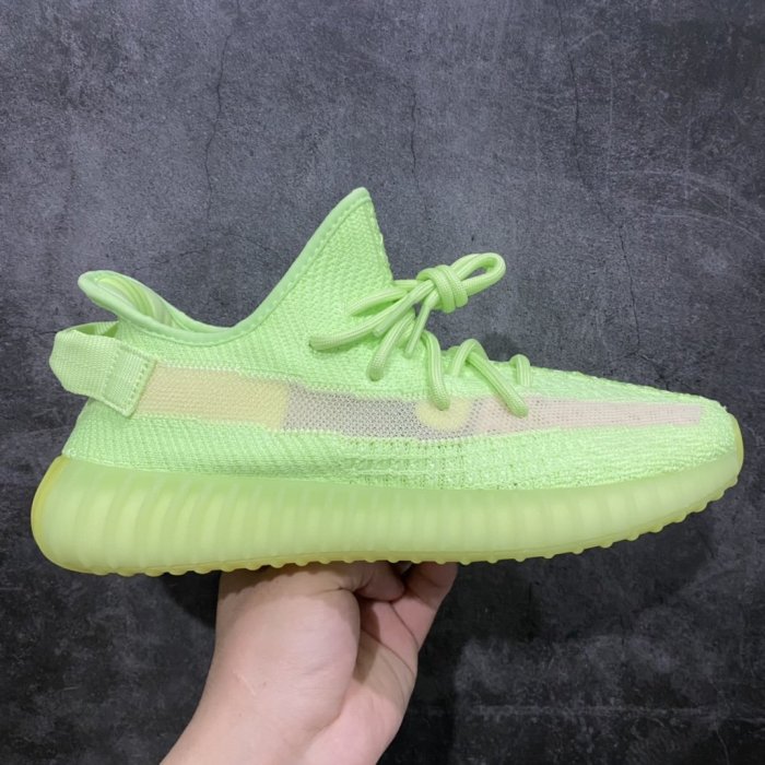 Кросівки Yeezy350 V2 EG5293