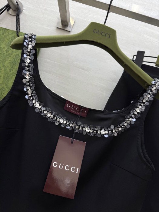 Костюм жіночий фото 7