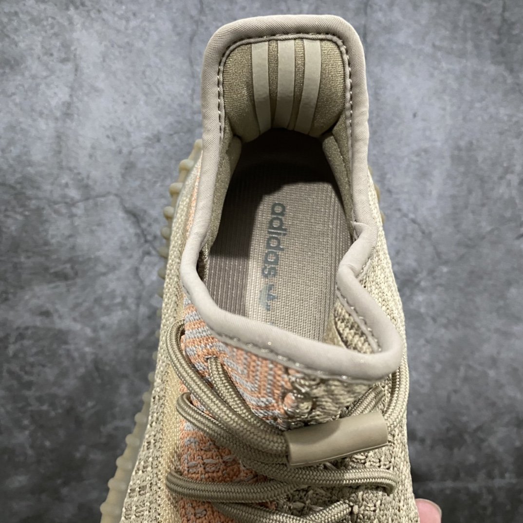 Кроссовки Yeezy 350 V2 FZ5240 фото 8