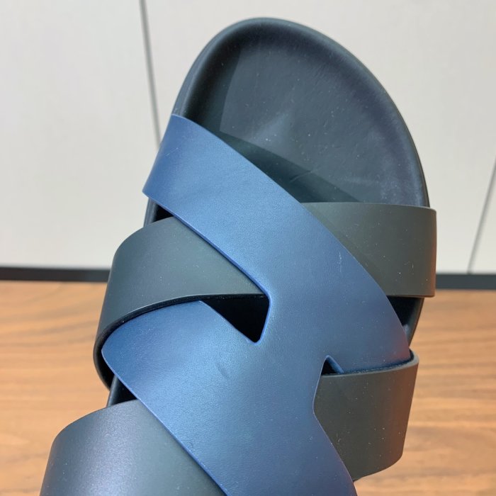 Сандалии женские фото 5