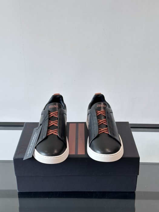 Кросівки чоловічі фото 2