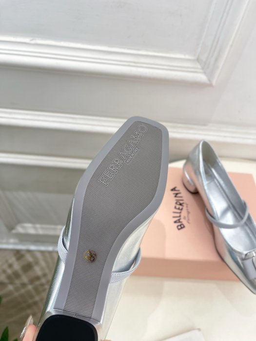 Туфлі жіночі фото 9