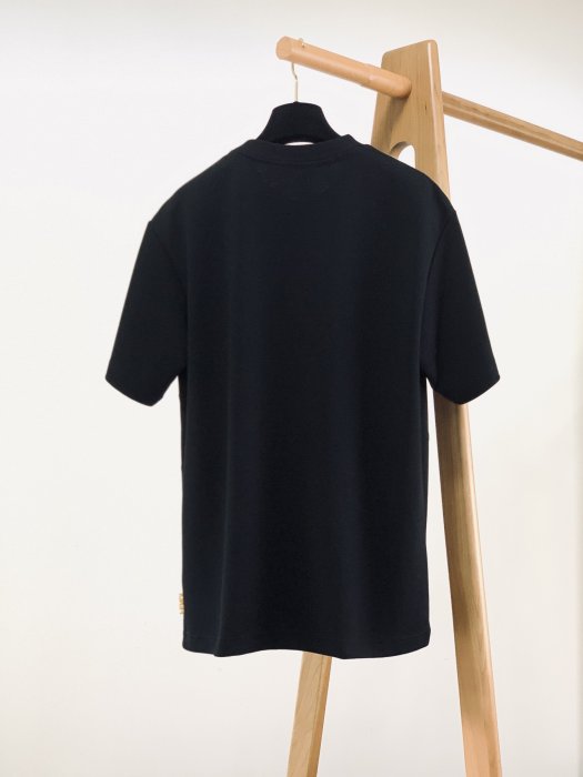 T-shirt men's фото 2