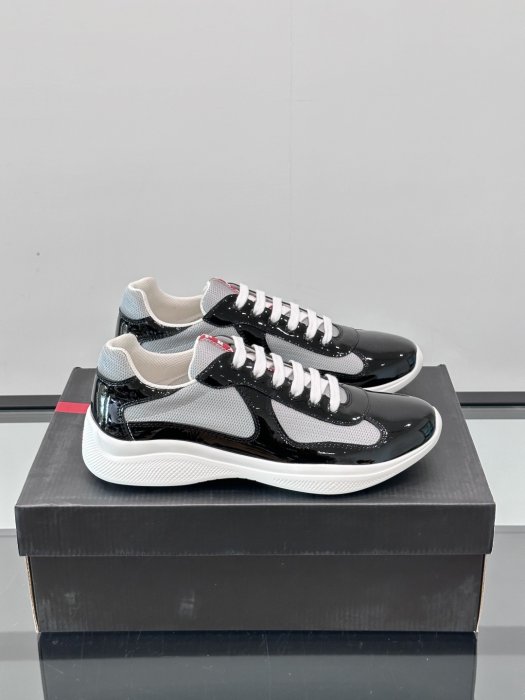 Кроссовки мужские