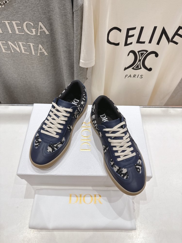 Sneakers women's фото 2