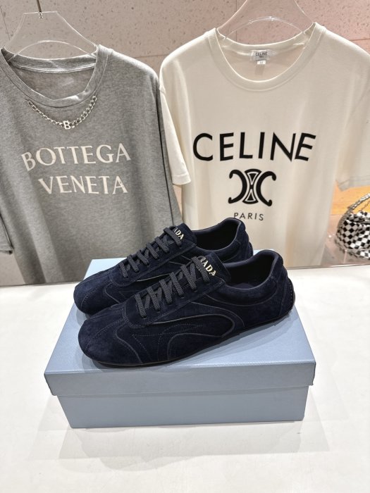 Кроссовки фото 3