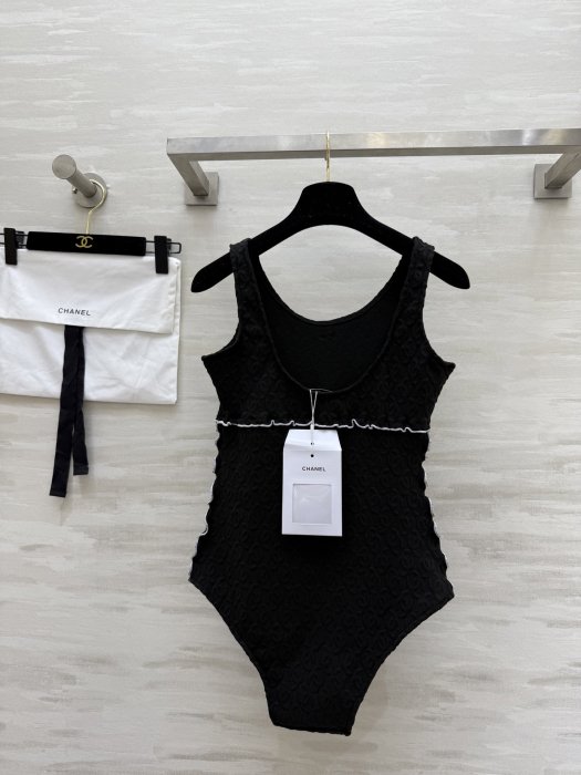 Swimsuit фото 9