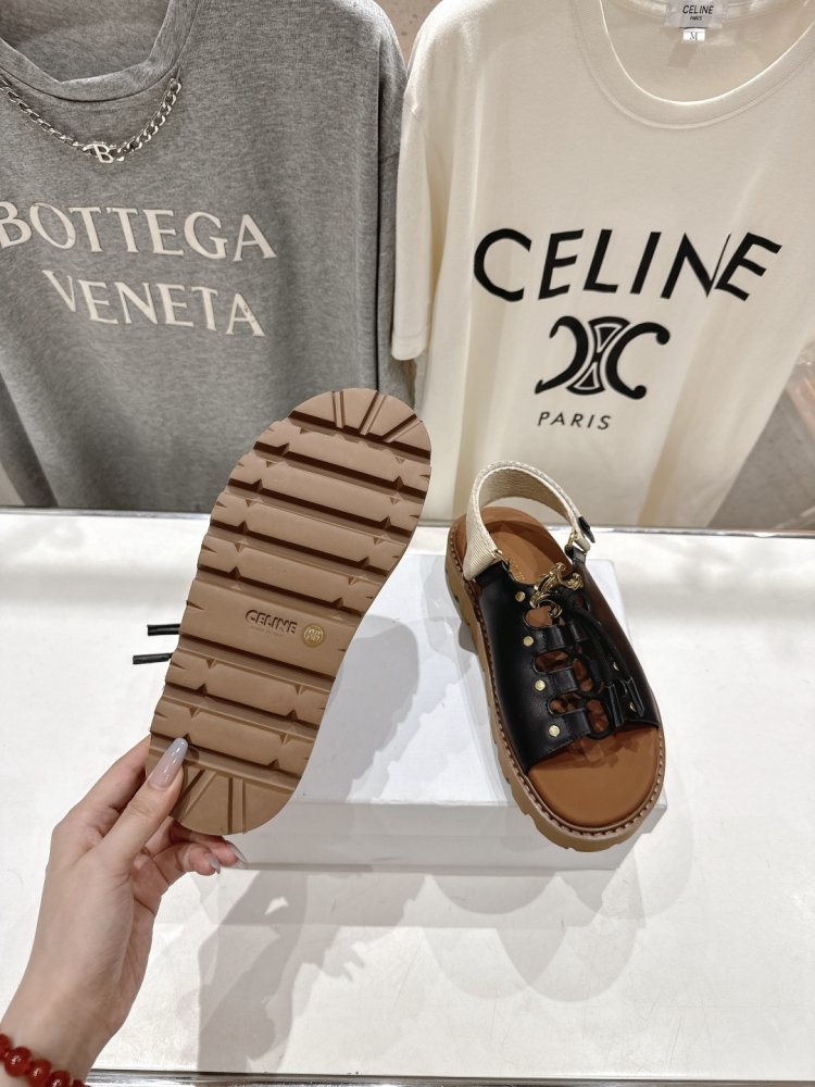 Сандалі жіночі фото 9