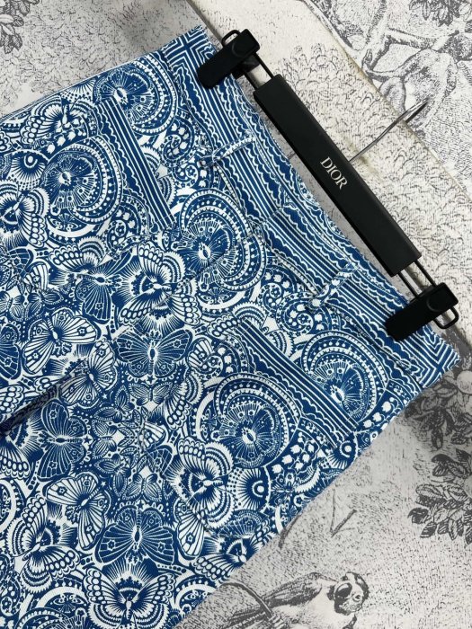 Джинси жіночі фото 2