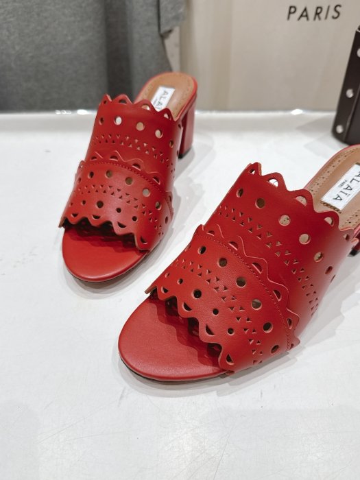 Босоножки фото 7